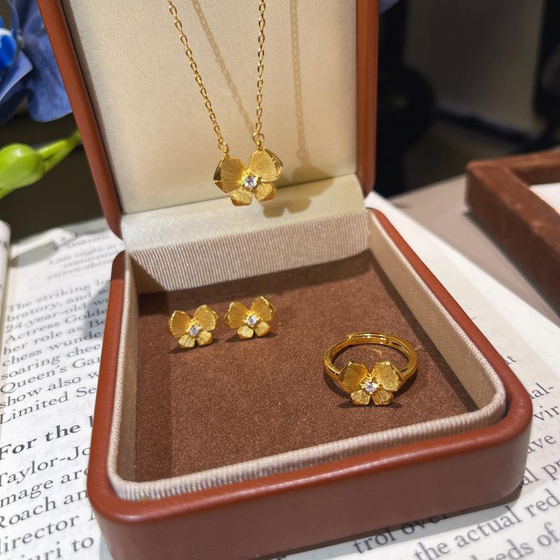 National Style Retro Chunzhi Xiaomeng Handmade Brushed Butterfly Necklace Earrings Ring Set Light Luxury National Tide Style Advanced Sense