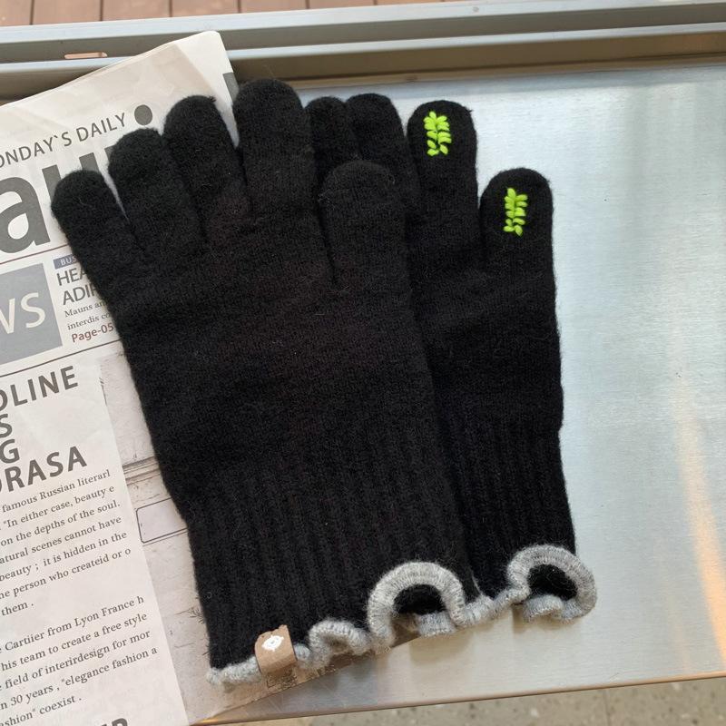 Fashionable Five-finger Glutinous Autumn and Winter Touch Screen Reveals Two Finger Warm Soft Women's Cute Wool Wool