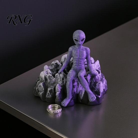 Resin Ash Tray Halloween Skeleton Ashtray, Heat-resistant Gothic Holder, Ashtray Aliens Decorative for Home Office Outdoor