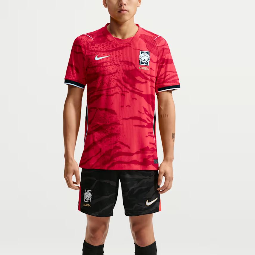Nike Short Sleeve Logo Football Shirt Men Tops IB5175-679