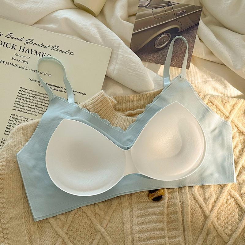 Seamless Wireless Comfortable Breathable Thin Push Up Bra For Young Girls