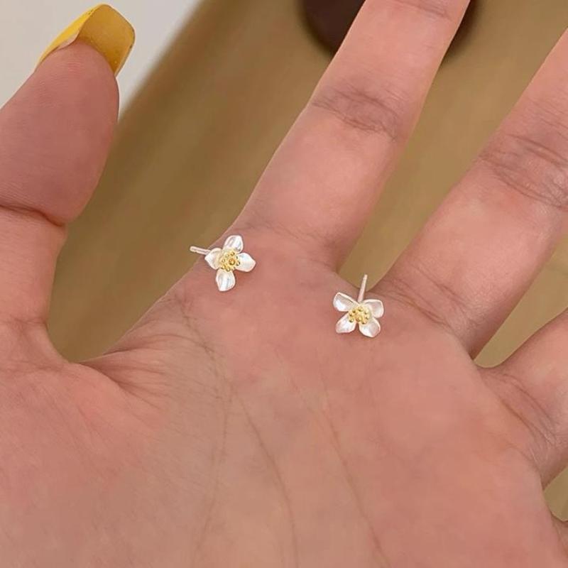 2 Piezas Exquisitos Accesorios de Lujo Ligero Mini Pendientes de Botón de Flor de Planta Mate Para Mujeres Joyería Fina Clásica