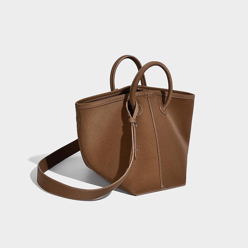 High-End Matte Simple Handbag 2025 New Trend Niche Versatile Commuter Crossbody Fashion Trendy Basket Bag