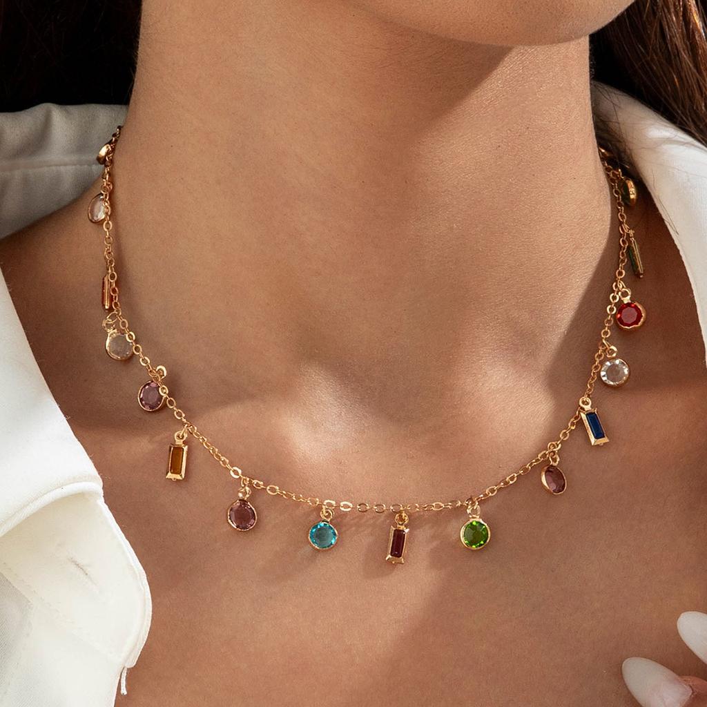 Light Luxury Color Diamond-encrusted Imitation Pearl Necklace, French Temperament Versatile Butterfly