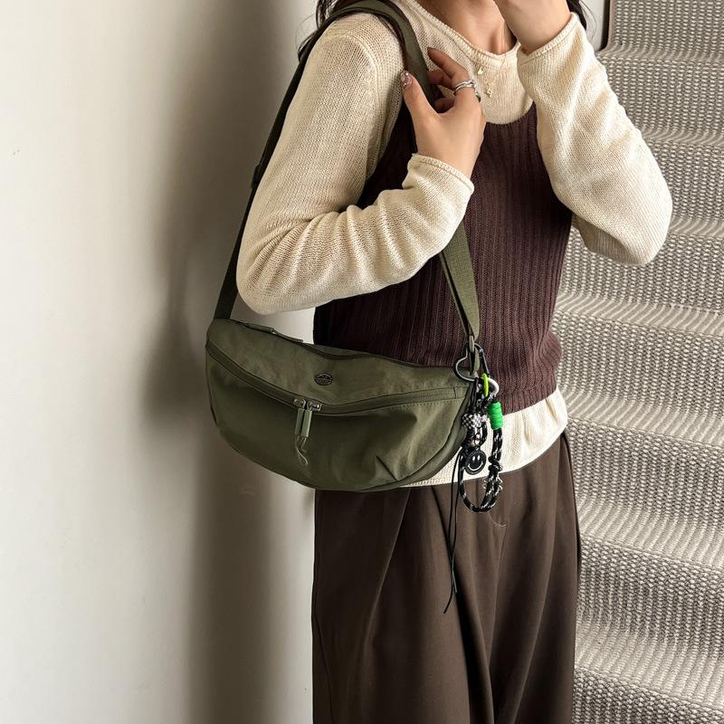 The Bags Family Women's Orange Ultra-Light Waterproof Oxford Cloth Bag Men's And Same Versatile Shoulder Messenger Bag Casual Canvas Bag Large-Capacity Dumpling Bag