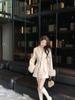Elegant Women's Wool Cardigan Coat with Apricot, Fur-Trimmed Detail and Waist Cinching – Perfect for Autumn and Winter.