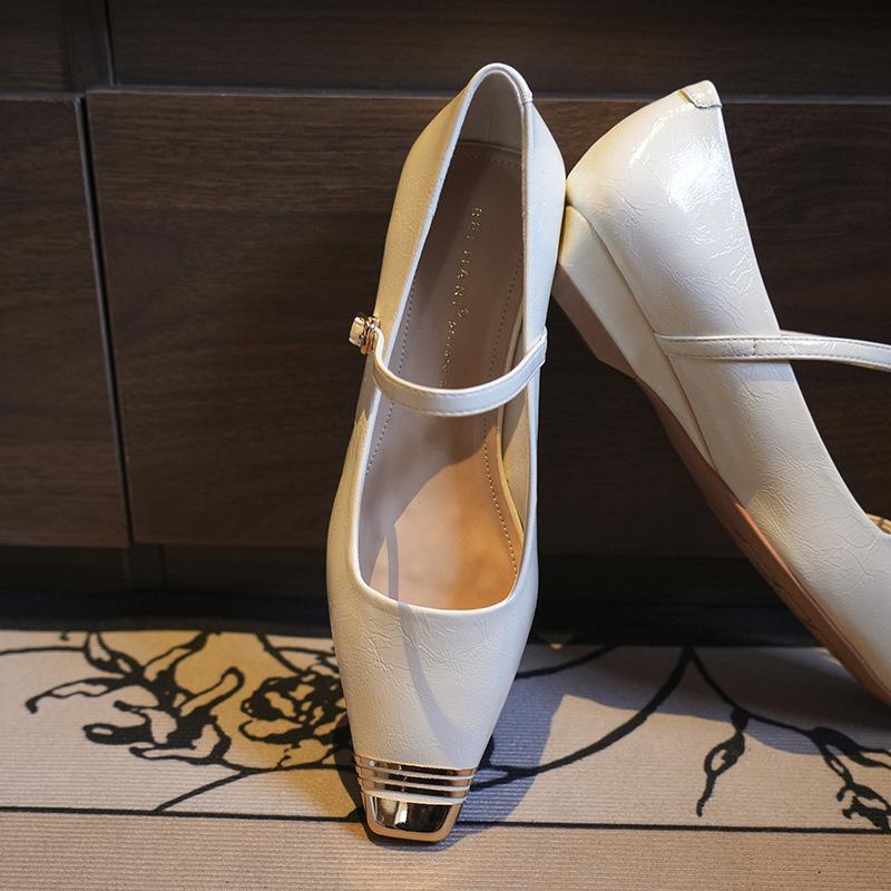 

Exquisite and comfortable~ slope heel CM~ temperament flat shoes women s small square head single shoes with spring 39