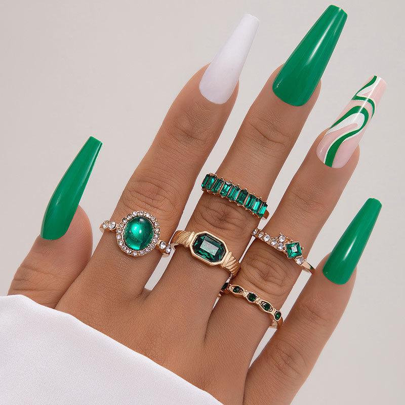 Vintage metal imitation emerald with diamonds, love palm ring, ring multi-piece set for women