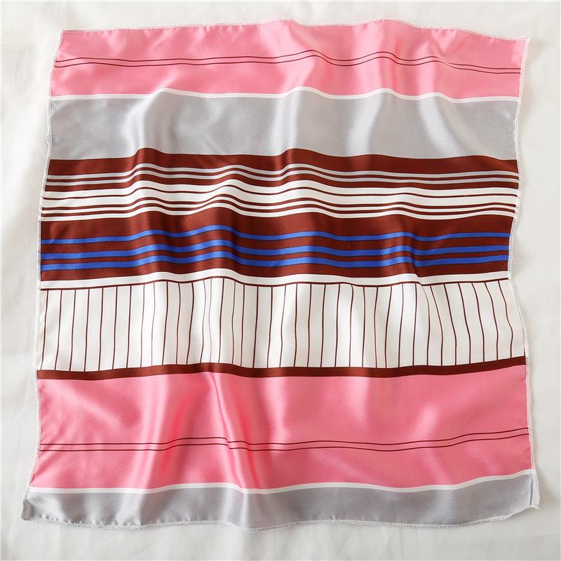 50 * 50cm İlkbahar Ve Sonbahar İpek Eşarplar Çok Yönlü Dekorasyon Profesyonel Küçük Kare Eşarplar Boyun Koruma Bağlama Çantası