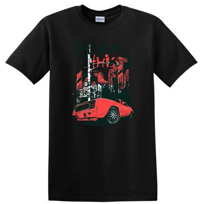 Rotes Sportauto Urbane Szene T-Shirt Grafik Vintage Cooles Tee Design Kunst