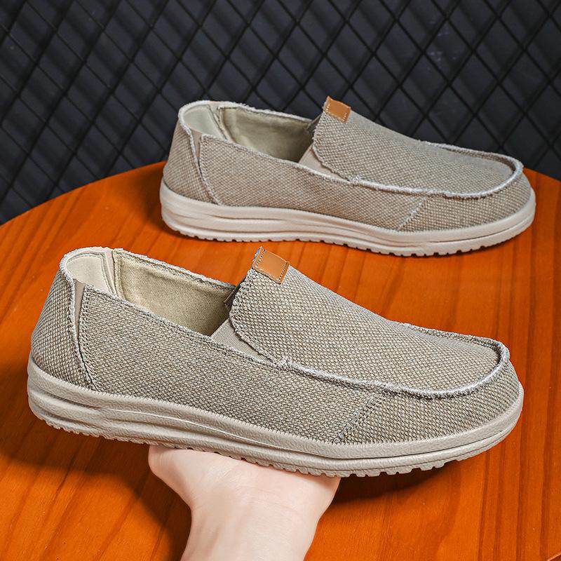 Shoes Large size summer breathable casual sports shoes Lightweight soft-soled canvas shoes
