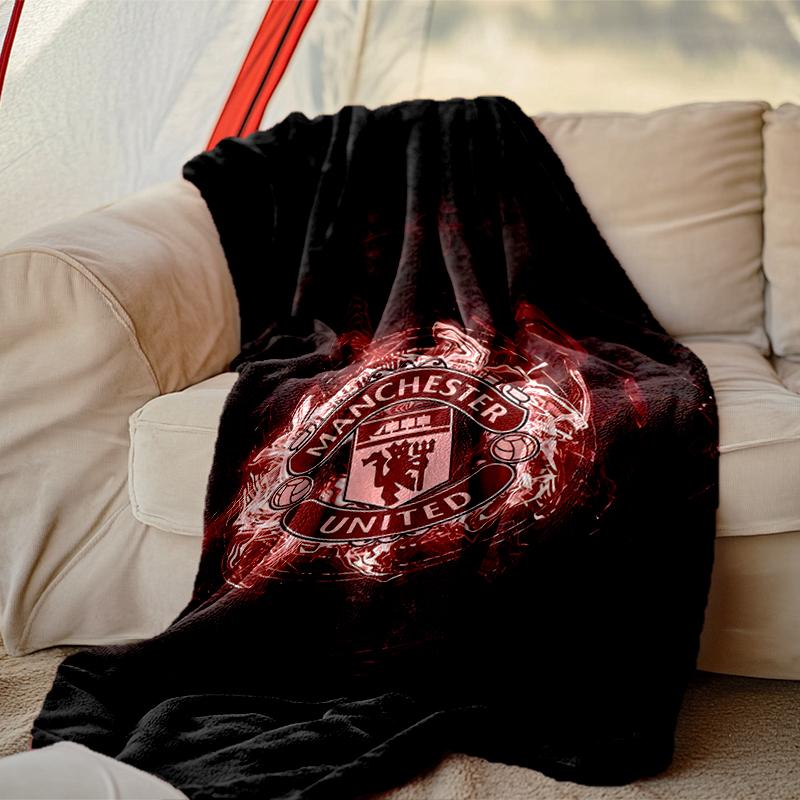 1pc Manchester United Manchester City Blanket, Cozy Valentine's Day Blanket, Multi-functional Nap Blanket Available Throughout the Four Seasons