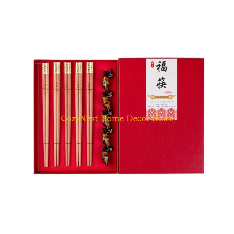 92MF Modern Wooden Chopsticks and Rest Set Natural Finish Tableware For Family Dining