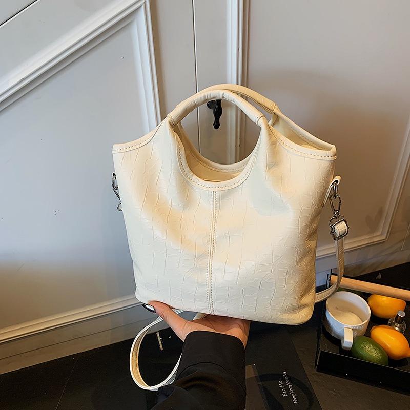 New Handbag Women's High-end Fashion Versatile Shoulder Bag Large-capacity Messenger Bucket Bag