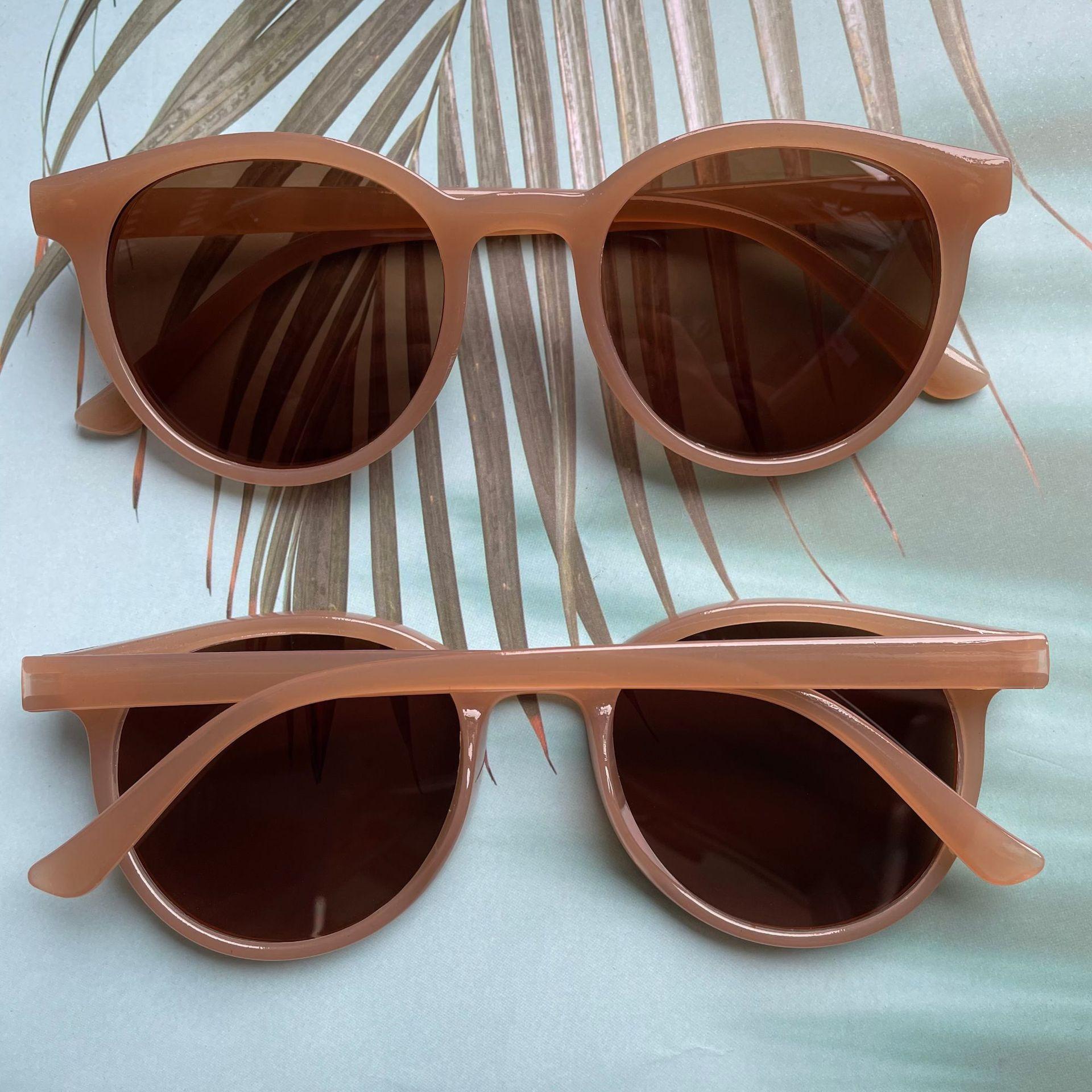 

New Oval Rectangle Sunglasses Ladies Summer Beach Glasses Trendy Vintage Sun Glasses Eyewear Men Women S Uv400 Travel Shades As shown