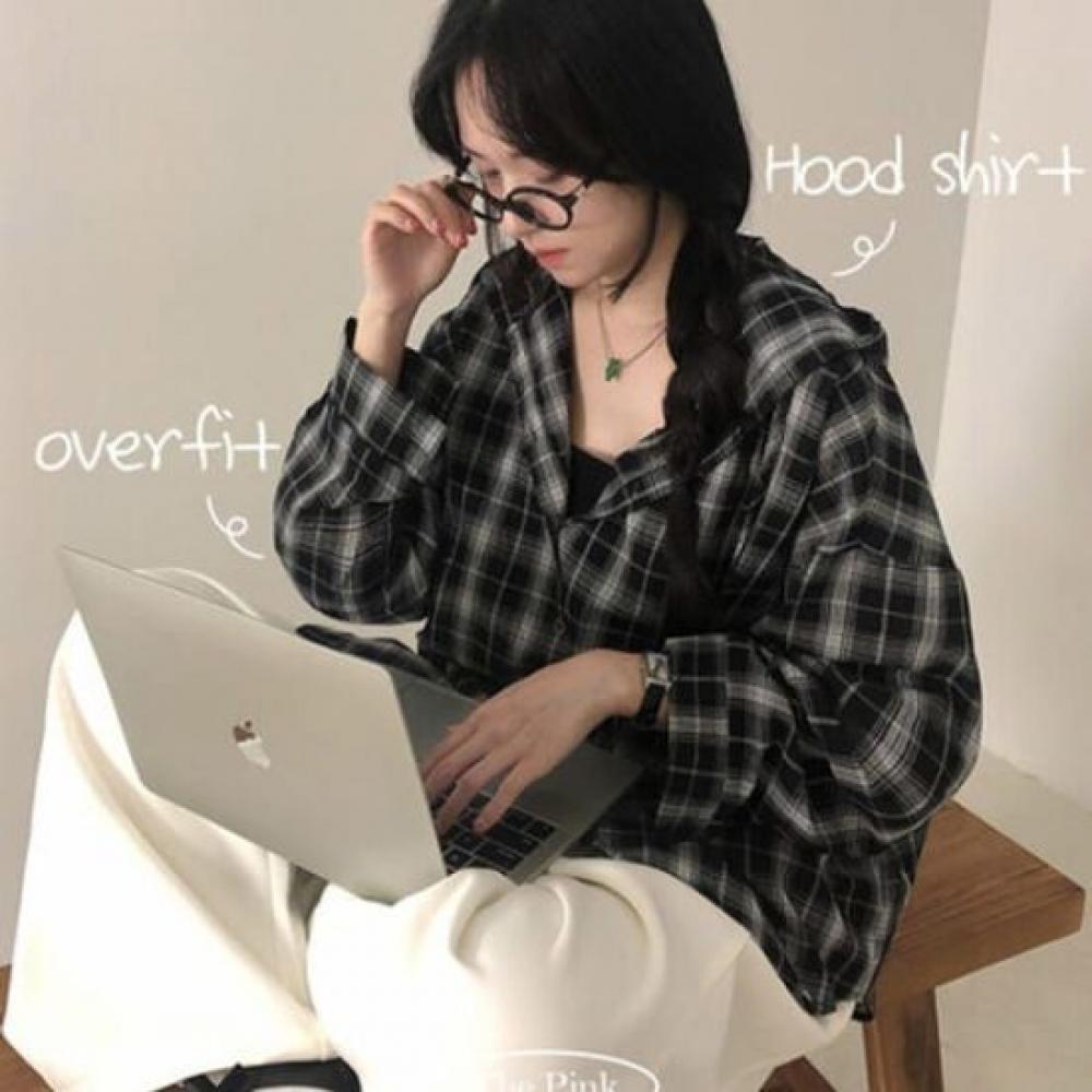 The Pink Men Loose Fit Check overFit Hood Shirt