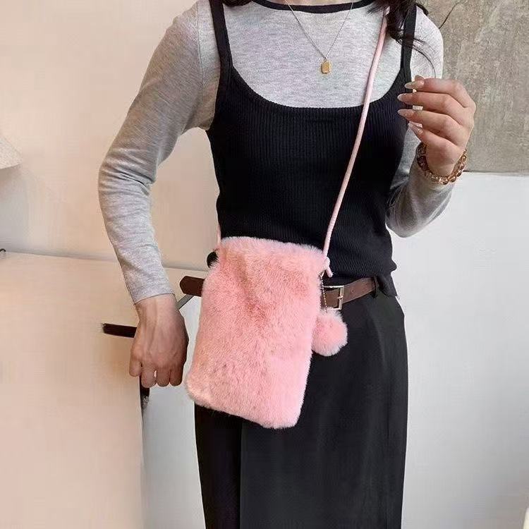 Yogodlns New Plush Shoulder Bag For Women, Mini Solid Color Plush Wallet, Cute And Versatile For Coins, Cell Phone Pouch