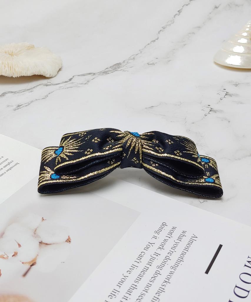 Maia Retro Pearl Hairpin - Gold