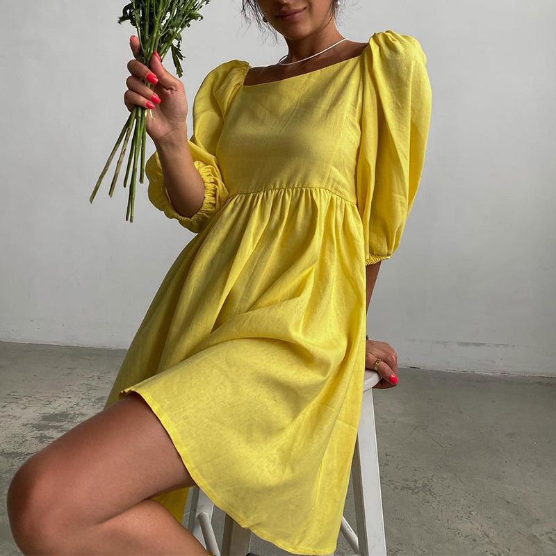 Miniabito a maniche a sbuffo monocolore: Monospalla con Scollo Quadrato e Sette Colori Primavera/Estate