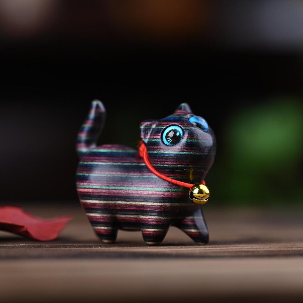 Rainbow Wood Carving: Cute Cat Desktop Ornament - Creative Miniatures for Home Decor