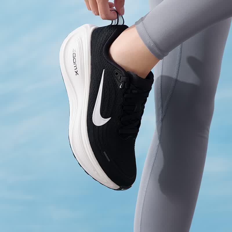 Nike Women's Vomero Road Running Shoes