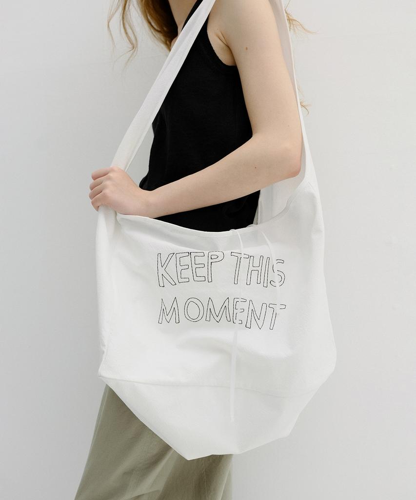 Blank03 Embroidery Big Shoulder Bag (White)