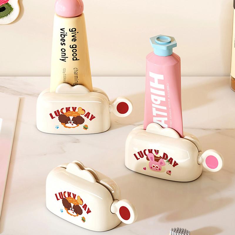 Toothpaste squeezer set for dogs and rabbits, magnetic wall mounted, including toothpaste clip and facial cleanser clip