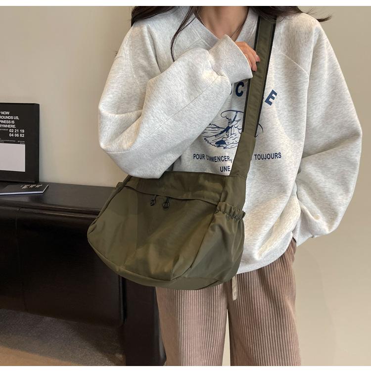 Nylonväska Messenger Bag Crossbody Bag Axelväska