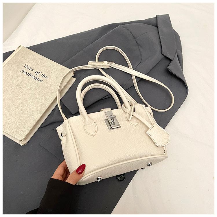 

2025 новая мода женская сумка через плечо ретро тренд сумка-мессенджер персонализированная простая ручная сумка повседневный рюкзак для поездок белый