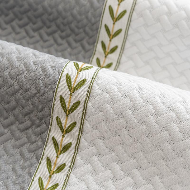 Ice Silk Sofa Cushion Summer Mat Seat Cushion Cool Feeling Sofa Cover Non-slip Cool Seat Cushion Cover Cloth Towel