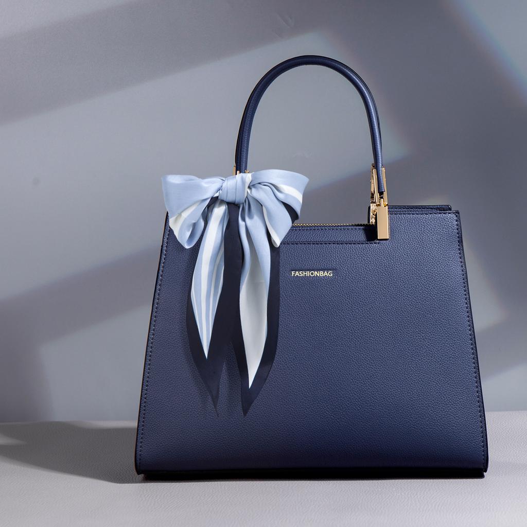 Mother's Day gift for mom: 2025 new stylish women's handbag, large-capacity shoulder tote bag for middle-aged ladies