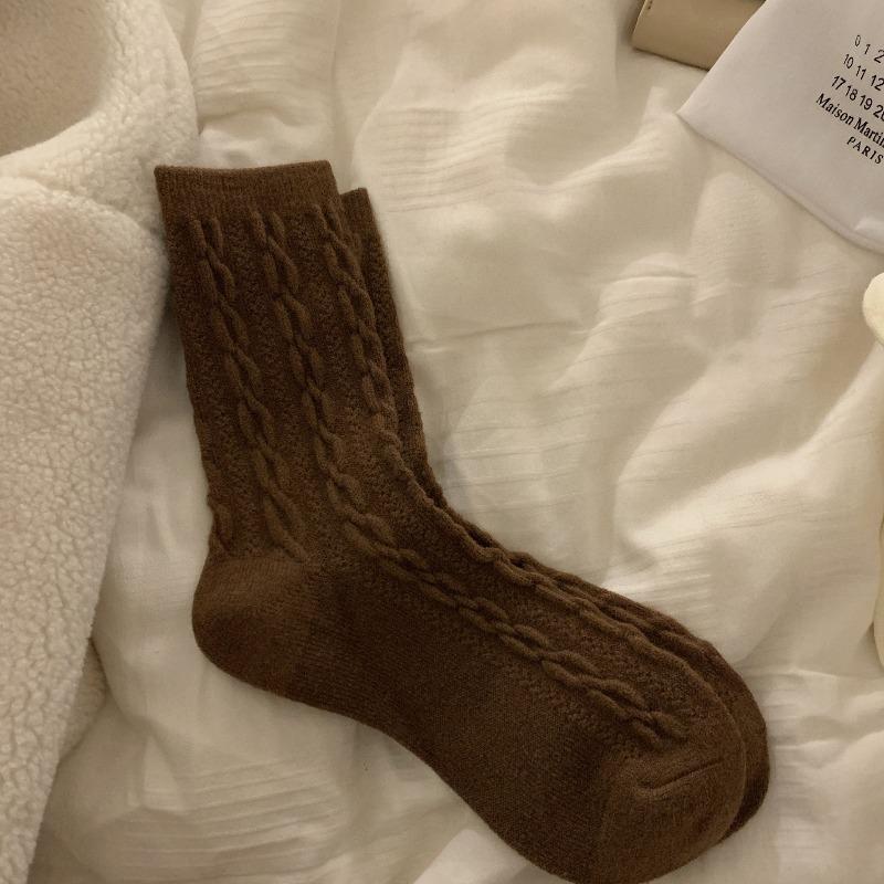 Autumn and Winter Girl Mid-calf Wool Socks, Thickened Wool Socks, Linen Pattern Mid-calf Socks for Girls, Pile Socks for Girls