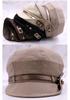 Face-Slimming Women's Beret: Loose Fit, Short Brim Newsboy Painter Hat for Spring & Autumn
