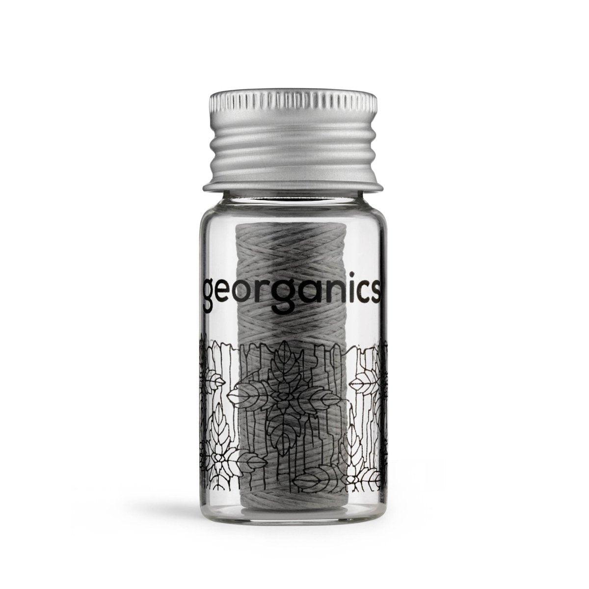 

Натуральна зубна нитка Georganics з дозатором - деревне вугілля
