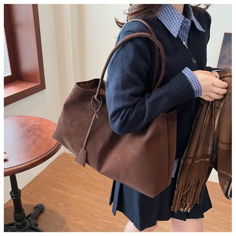 

Mailard Retro Matte Bag Commuter Women s Single Shoulder Large Capacity Portable Tote 46x13x25 коричневий