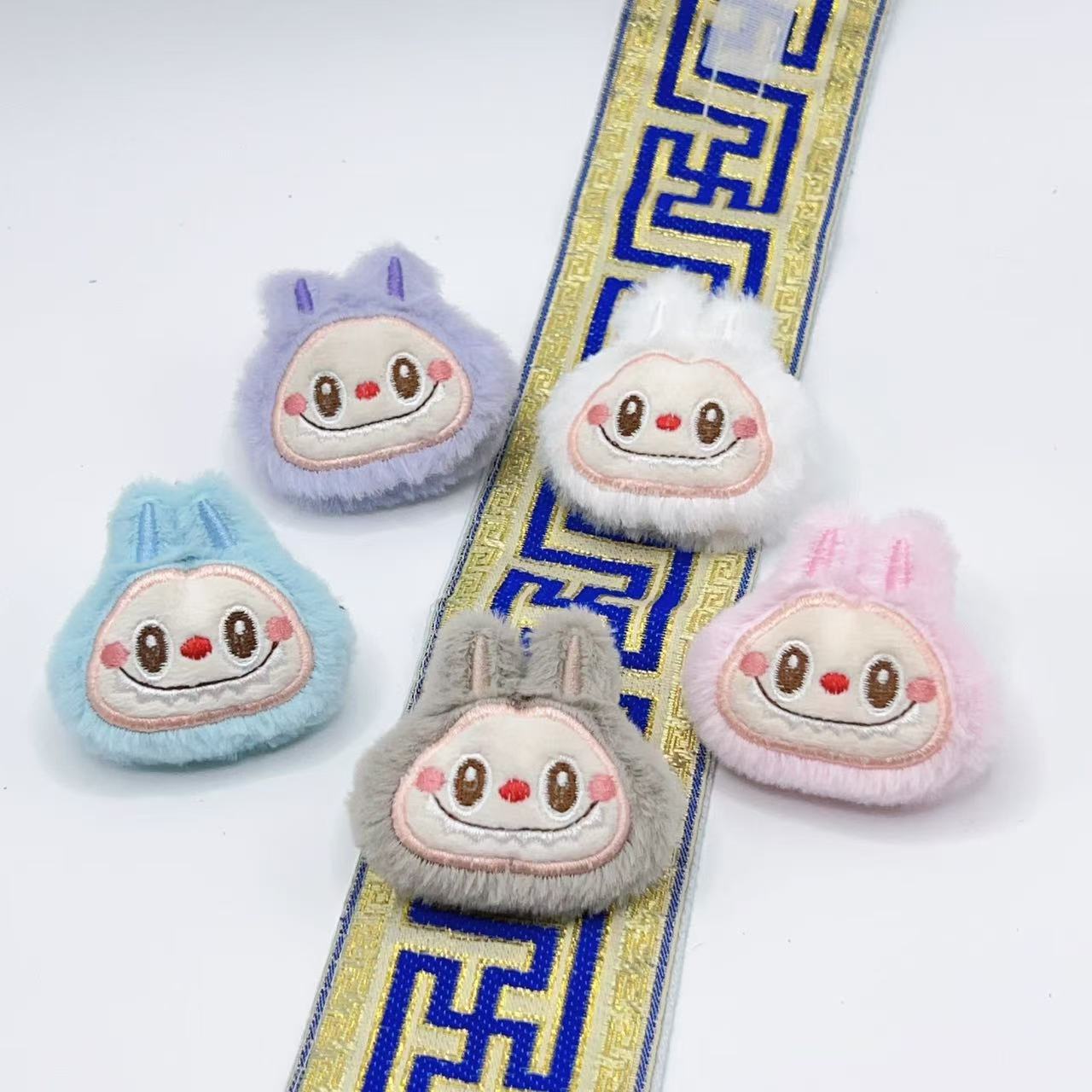 

Каваи Плюшевая Кукла Подарочный Пакет Подвеска и Шарм (5 кусков) 5PCS