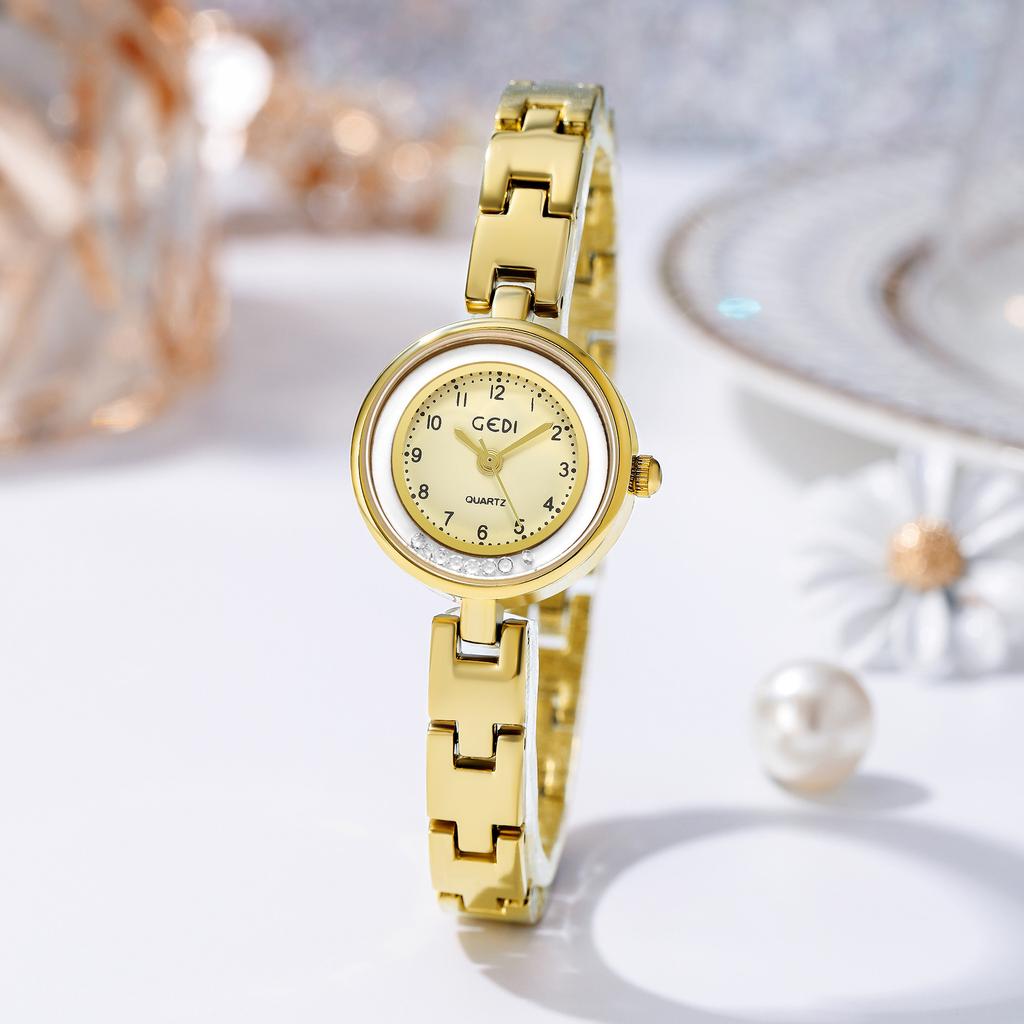 Light Luxury Fashion Alloy Women'S Watch, Small Disc Quicksand Watch, Waterproof Quartz Women'S Watch