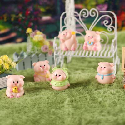 Pig Ornament Small Pink Piglet Synthetic Resin Figurine with Raincoat Yellow Duck Micro Landscape