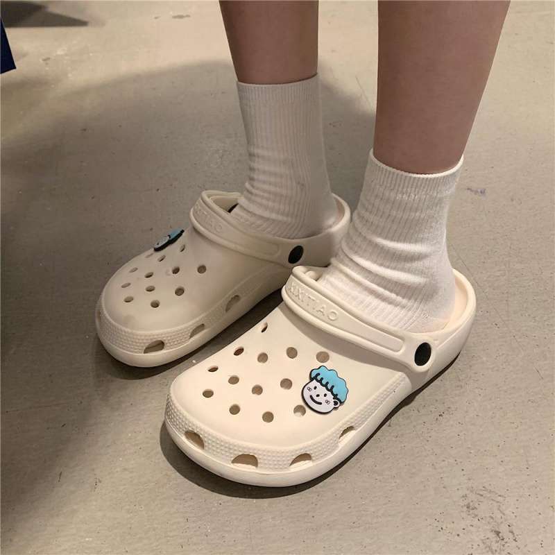 Korean new hole shoes ins cartoon cute couple bag head cool slippers men and women comfortable nurse shoes non-slip
