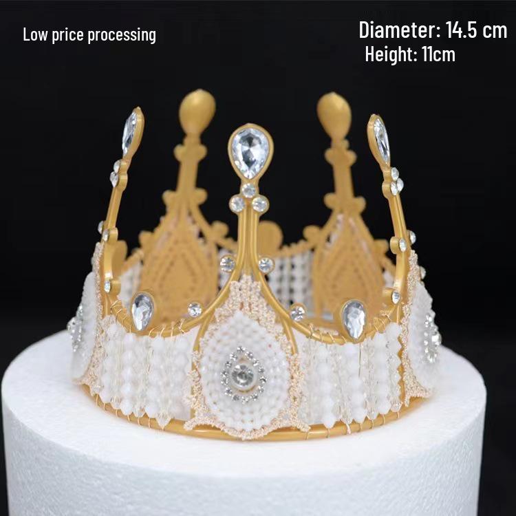 Královský krajkový a perlový dort - design královny čelenky pro svatby a narozeniny