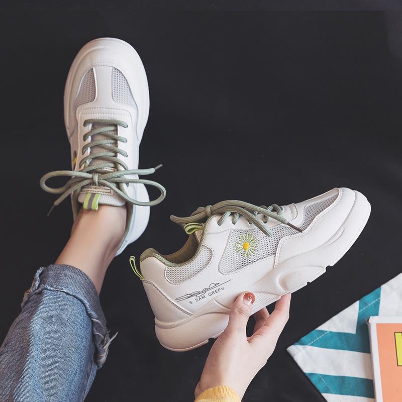 Spannende Extrem Leichte Sportschuhe Damen Bild