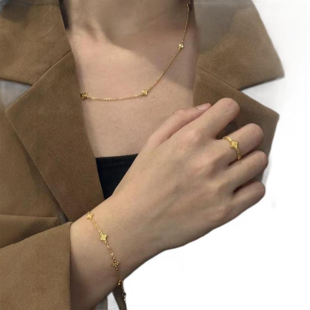 Xiaohongshu-Inspired Four-Point Star Women's Open Ring - Versatile, Stylish, High-End Jewelry