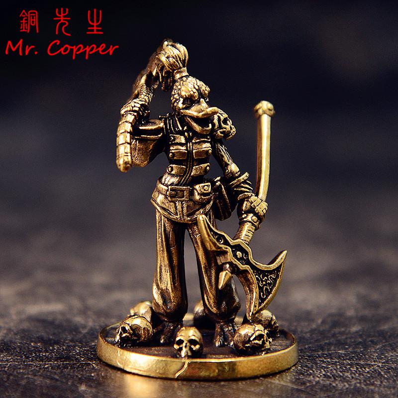 Brass Bird Parrot Head Warrior Figurine Miniaturs Desktop Ornament Retro Metal Solider Models Home Decoration Crafts Accessories