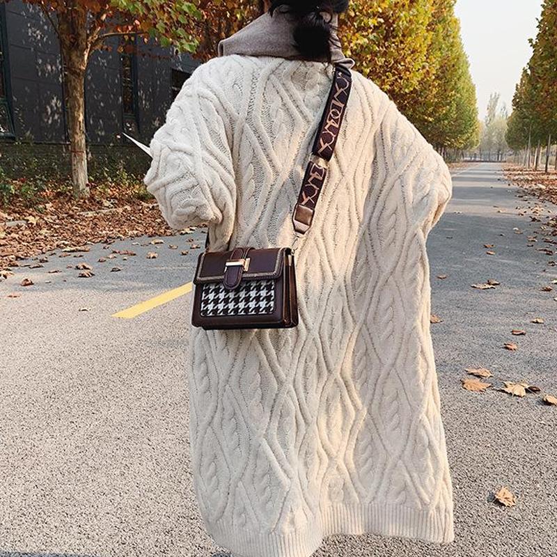 New Women's Bag Fashion Retro Small Square Bag Crossbody Bag One Shoulder Bag Tide