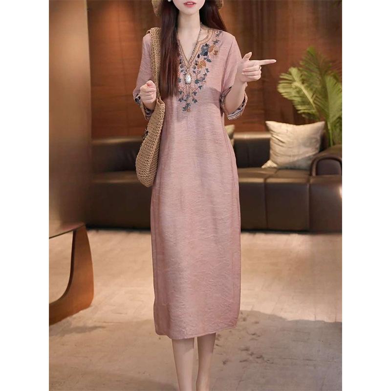 

Women s Summer Vintage Cotton Linen Midi Dress V Neck Floral Embroidery 3/4 Sleeve Plus Size Loose Casual Elegant Long Dress M розовый