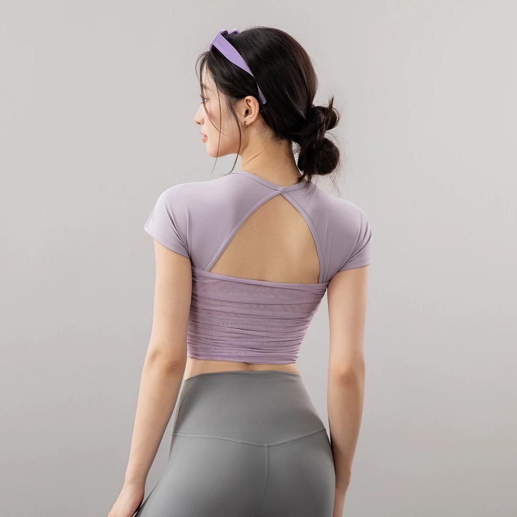 New Fitness Yoga Top with Chest Pads, Short Sleeves, Beautiful Back Design, Breathable, Quick-Dry, Slimming, Suitable for Pilates and Running, Autumn