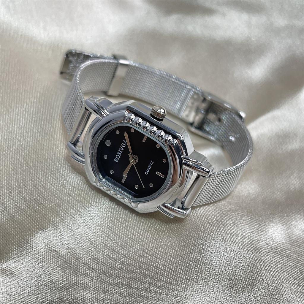 Niche Retro Wine Barrel High Value Watch Women Exquisite Small Temperament Simple Casual Belt