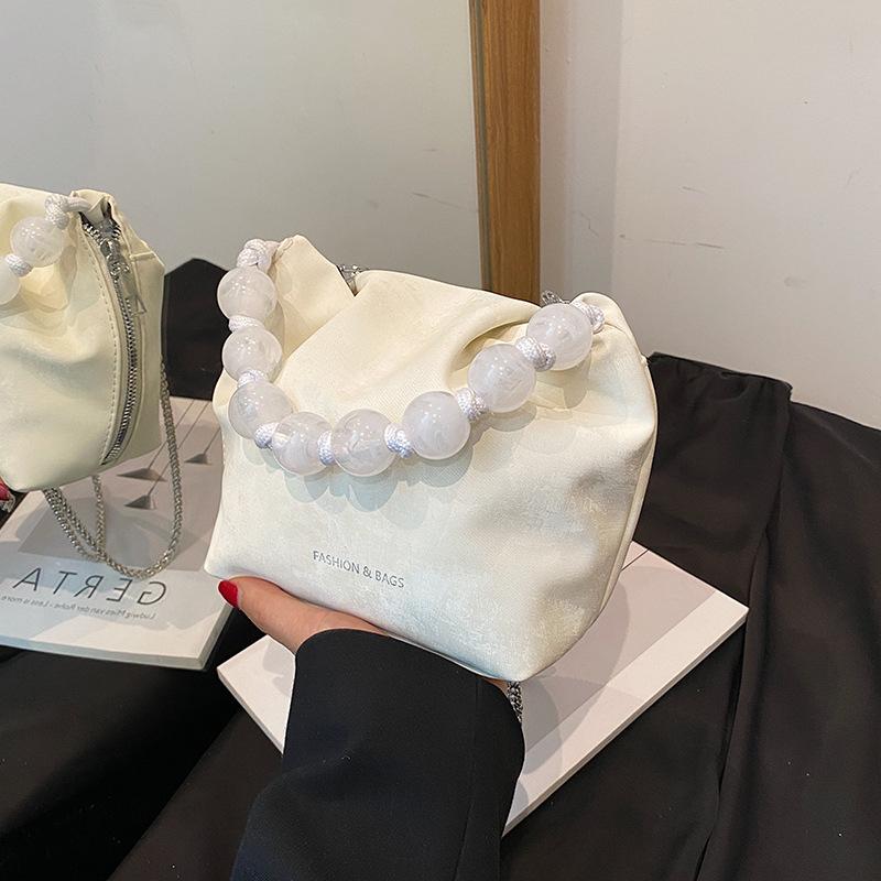 

Популярная в этом году модная маленькая сумка женская 2024 новая модная сумка-цепочка жемчужная сумка через плечо сумка-ведро белый