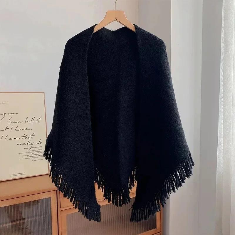 Elegant Versatile Warm Wool-Blend Fringed Triangle Scarf Korean Style Ins Motorcycle Helmet Style Neck Warmer Accessory