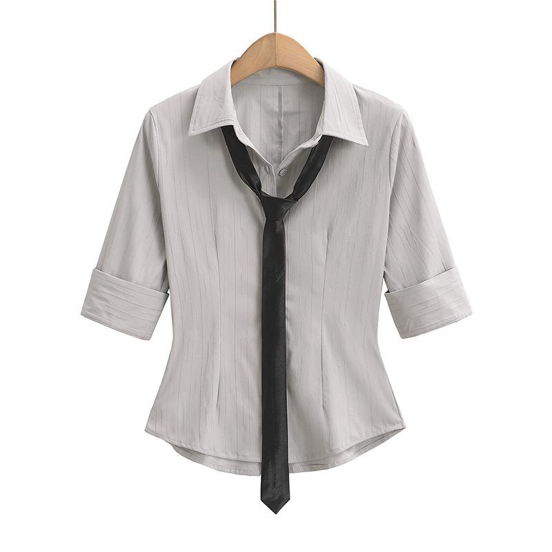 

2025 Корейский стиль Slim Fit Bow Tie Рубашка колледжа с короткими рукавами Medium серый